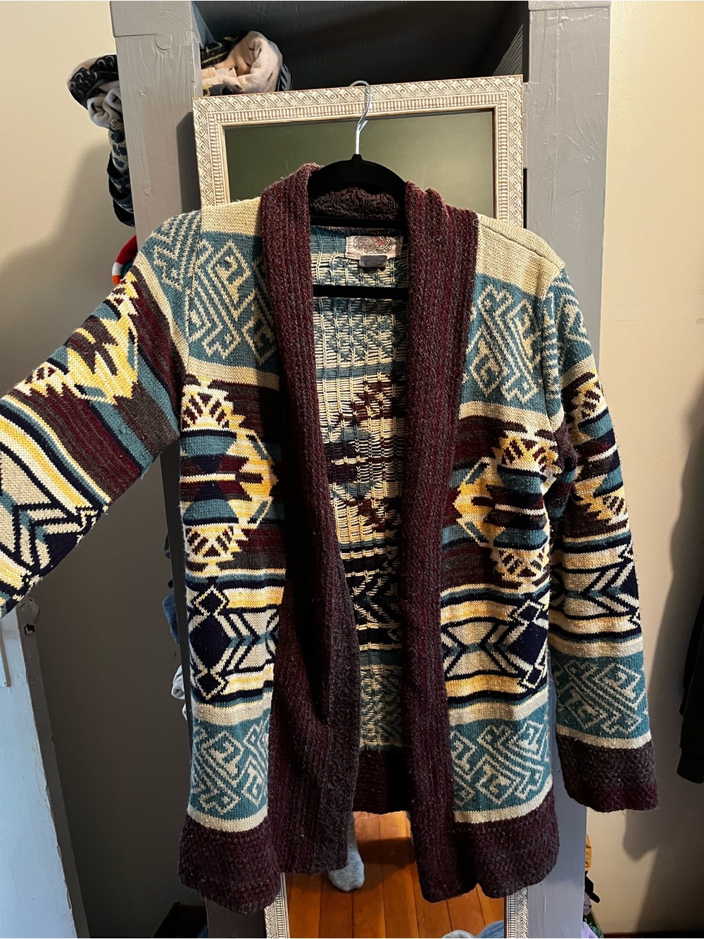Aztec Print Cardigan - Picture 2 of 3